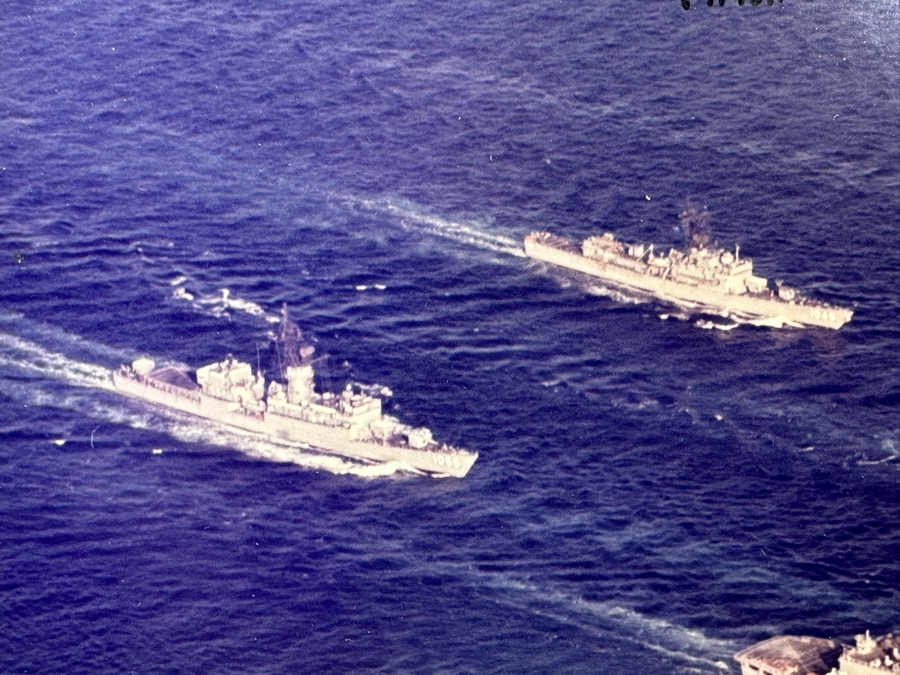 Vintage US Navy Battle Group Echo Fleet Photograph Signed By The USN RADM Stanley Roger Arthur 13.5 X 10.5 [Photo 8]