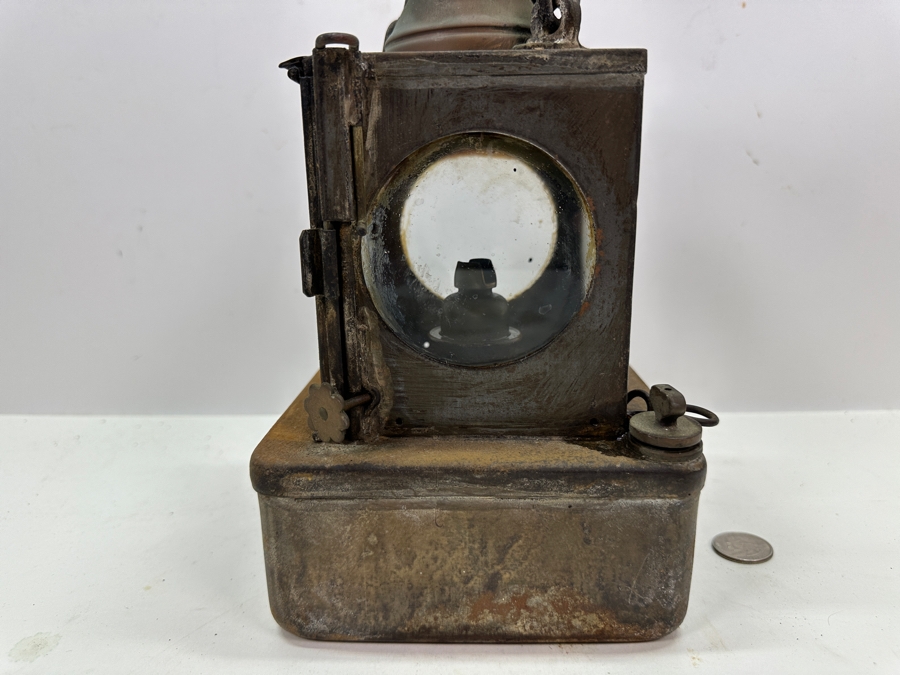 Lamp Manufacturing & Railway Supplies Ltd. London England LNER Welch Patent Railway Oil Lamp Lantern 12H [Photo 16]