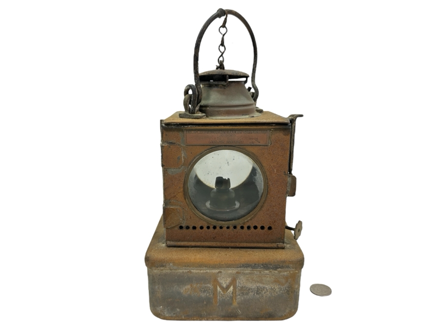 Lamp Manufacturing & Railway Supplies Ltd. London England LNER Welch Patent Railway Oil Lamp Lantern 12H
