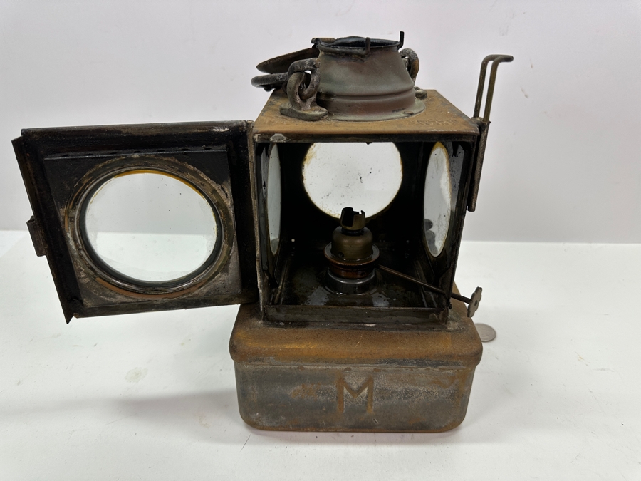 Lamp Manufacturing & Railway Supplies Ltd. London England LNER Welch Patent Railway Oil Lamp Lantern 12H [Photo 13]