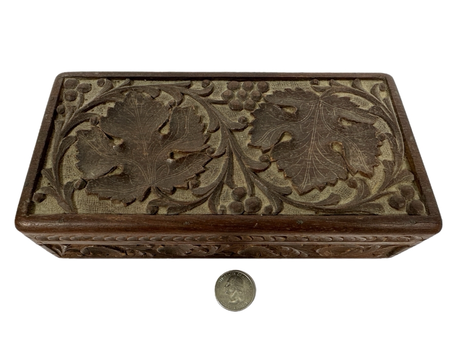 Hand Carved Wooden Box From India 8.5W X 4D X 2H [Photo 1]