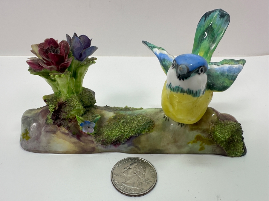 Fine Bone China Crown Staffordshire England Bird Figurine 5.5L [Photo 2]