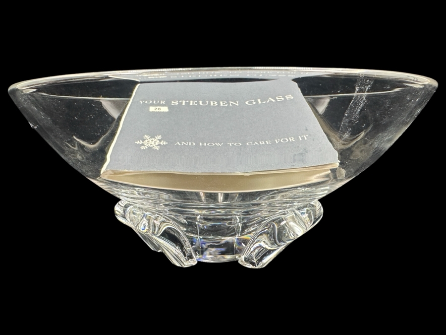 Steuben Crystal Modern Art Glass Footed Bowl 7.75'W x 3.5'H