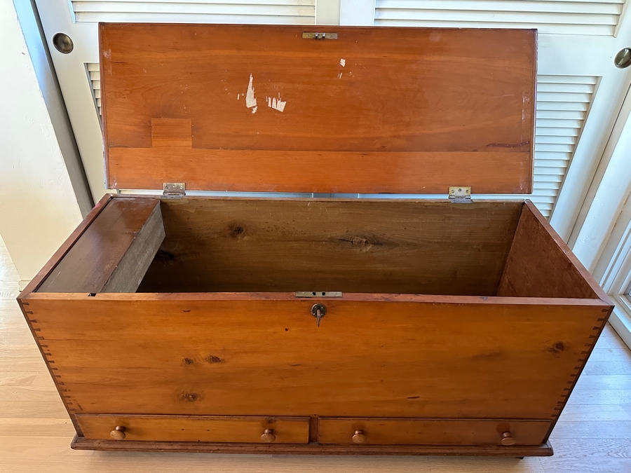 Antique North Carolina Handmade Cherry Blanket Chest From The Amos Stuart Quaker-Abolitionist Family Who Abandoned Their NC Home And Farm And Headed To Indiana To Escape The Animosity Of Neighbors In 1860 (See Photos For History) 50.5W X 19D X 23.5H [Photo 12]