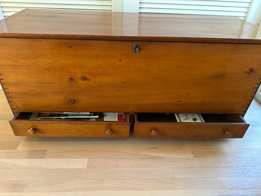 Antique North Carolina Handmade Cherry Blanket Chest From The Amos Stuart Quaker-Abolitionist Family Who Abandoned Their NC Home And Farm And Headed To Indiana To Escape The Animosity Of Neighbors In 1860 (See Photos For History) 50.5W X 19D X 23.5H [Photo 9]