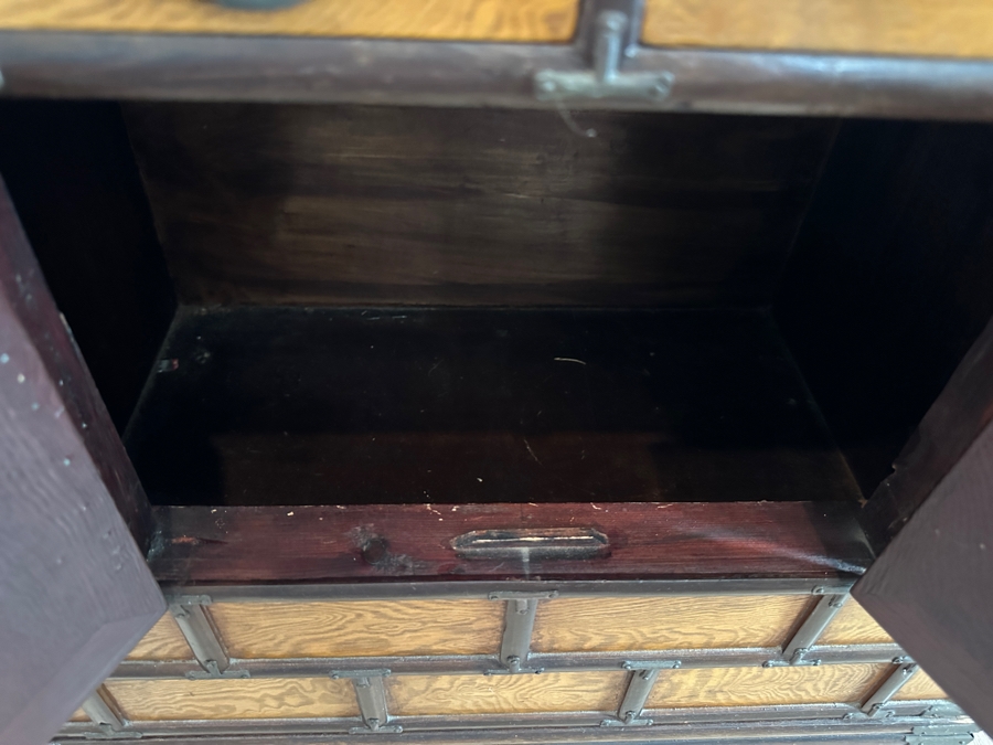 Mid Century Korean Elm Wood and Brass Engraved Butterfly Desktop Chest 25'W x 16.5D x 24'H [Photo 9]