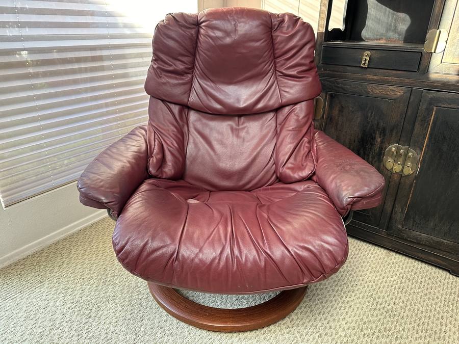 Ekornes Stressless Adjustable Burgundy Leather Recliner, Norway [Photo 2]