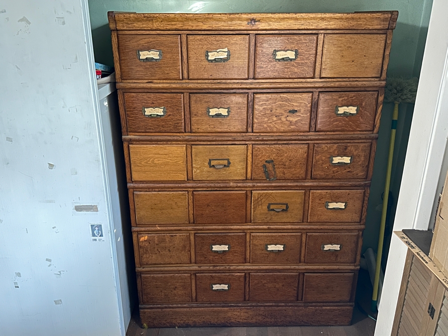 Antique Tiger Oak Library Card Catalog Cabinet 39'W x 16'D x 54.5'H [Photo 11]