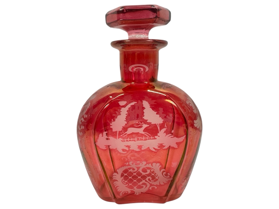 Lotus Glass Hunt Scene Ruby Decanter with Stain and Etched Design 8.5'H [Photo 1]