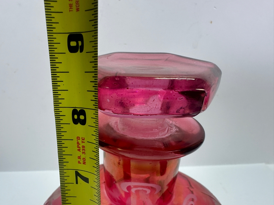 Lotus Glass Hunt Scene Ruby Decanter with Stain and Etched Design 8.5'H [Photo 4]