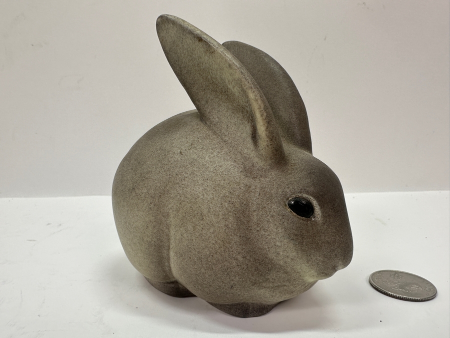 Vintage Art Pottery Hildred Reents Rabbit Figurine 4'W x 4'H [Photo 4]
