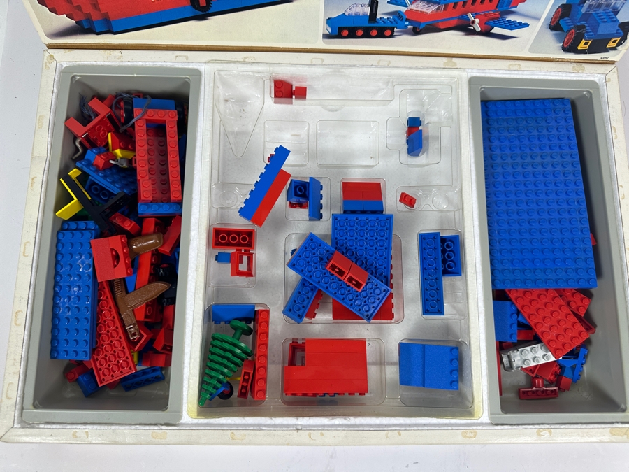 Vintage 1976 LEGO Universal Building Set 910 (As Is - Pieces Not Counted) [Photo 4]