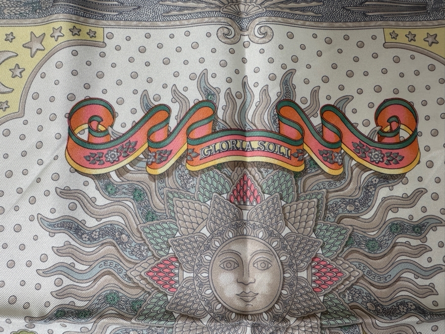 Hermes Silk Scarf 'Gloria Soli Gloria Solo' Made In France Original Fabric Tag Attached 16 X 16 [Photo 3]