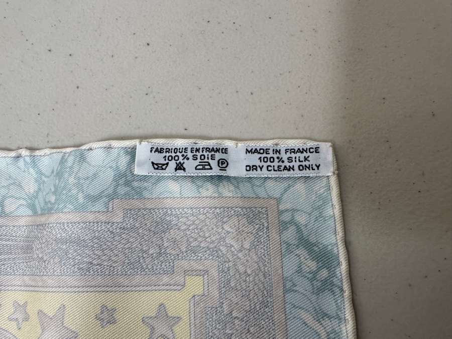 Hermes Silk Scarf 'Gloria Soli Gloria Solo' Made In France Original Fabric Tag Attached 16 X 16 [Photo 5]