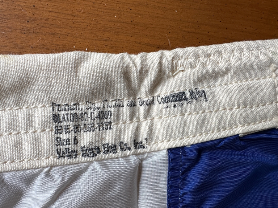 Just Added - Vintage US Navy Ship's Command Pennant 31 X 26 [Photo 4]