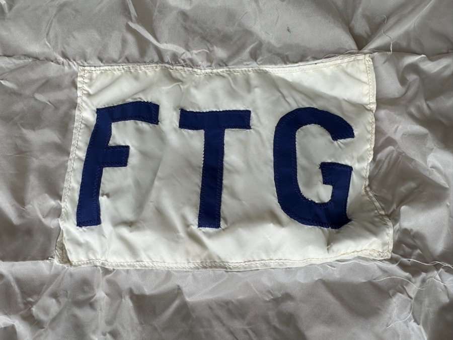 Just Added - Vintage US Navy Ship's Command Pennant 31 X 26 [Photo 7]