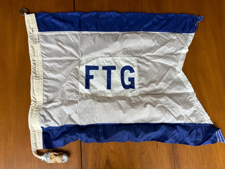 Just Added - Vintage US Navy Ship's Command Pennant 31 X 26 [Photo 1]
