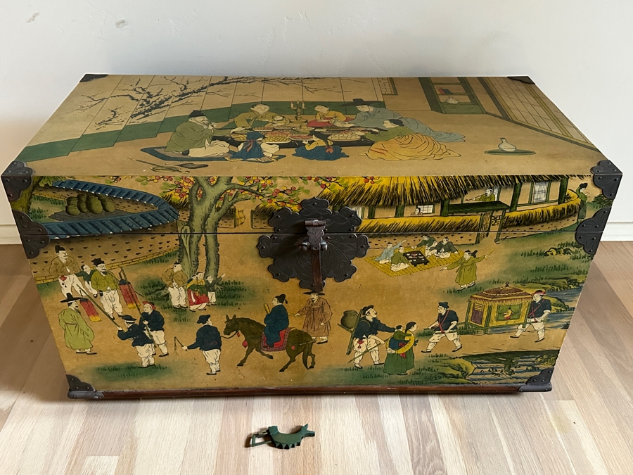 Just Added - Vintage Beautiful Chinese Hand Painted Wooden Trunk Chest Box 32W X 15D X 17.5H [Photo 3]