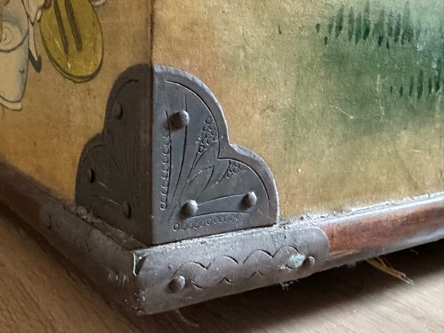 Just Added - Vintage Beautiful Chinese Hand Painted Wooden Trunk Chest Box 32W X 15D X 17.5H [Photo 11]