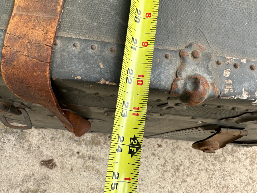 Just Added - Vintage Green Steamer Trunk 37W X 23D X 25H [Photo 14]