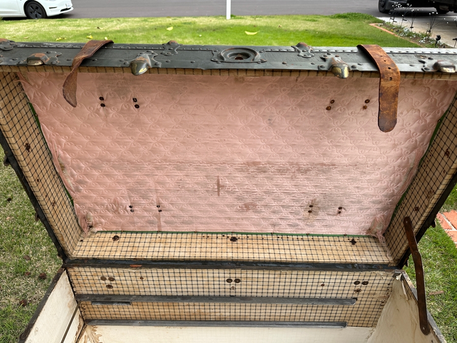 Just Added - Vintage Green Steamer Trunk 37W X 23D X 25H [Photo 12]