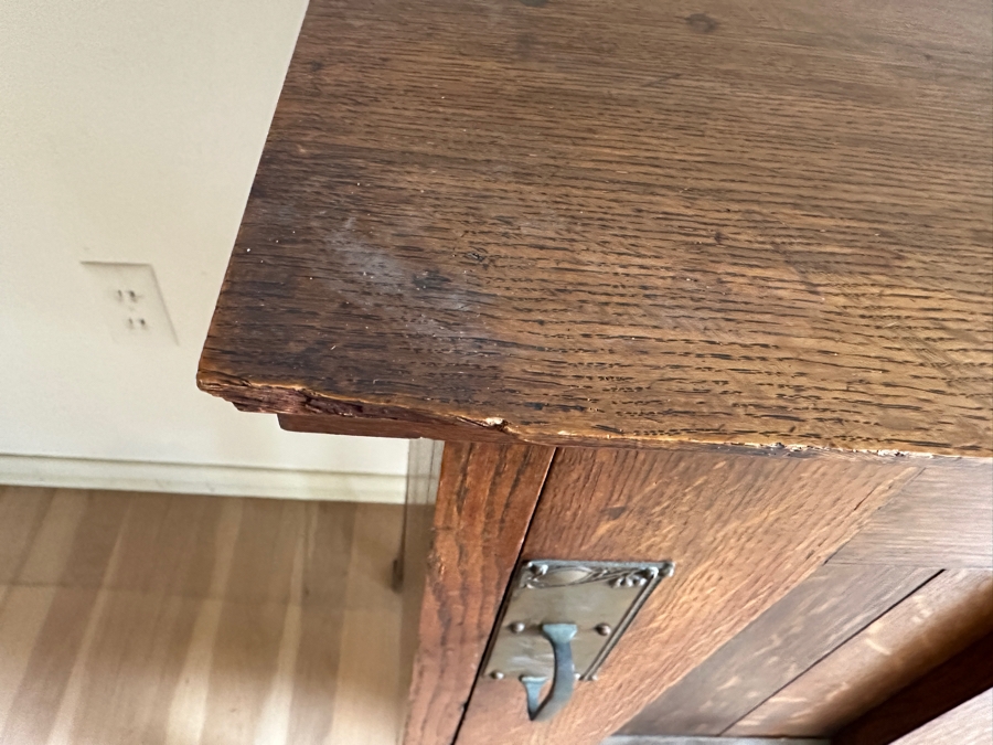 Just Added - Vintage Arts And Crafts Tiger Oak Bedside Table Cabinet 19W X 15D X 30H [Photo 10]