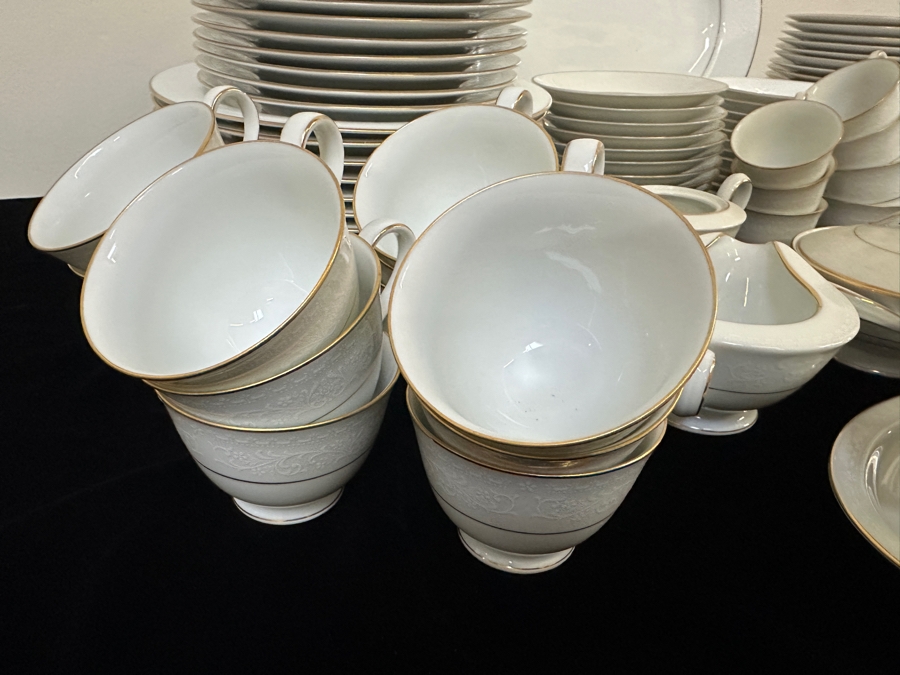 Just Added - Noritake Guenevere China Service Approximate Service For 11-12 [Photo 4]