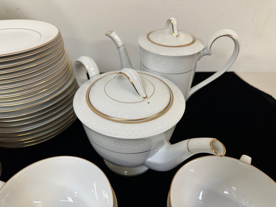 Just Added - Noritake Guenevere China Service Approximate Service For 11-12 [Photo 8]