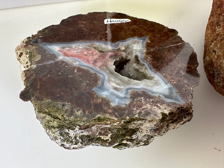 Collection Of Geodes And Agates [Photo 4]