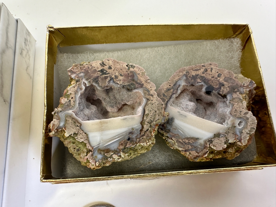 Friend Ranch Thunderegg From Central Oregon And Agates [Photo 6]
