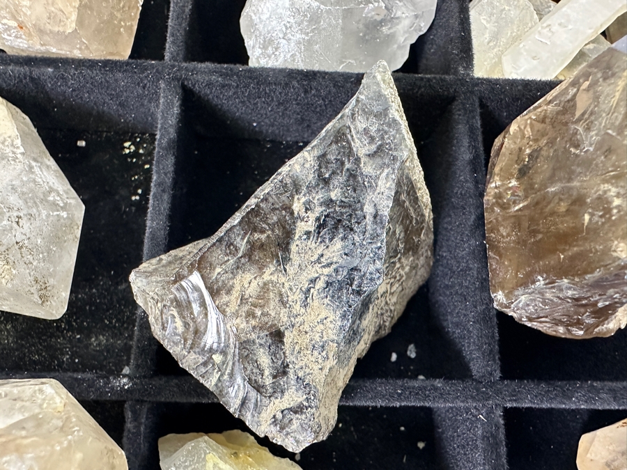 Collection Of Crystals And Rocks [Photo 11]