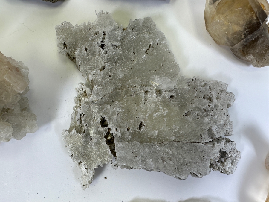 Collection Of Crystals And Rocks [Photo 8]