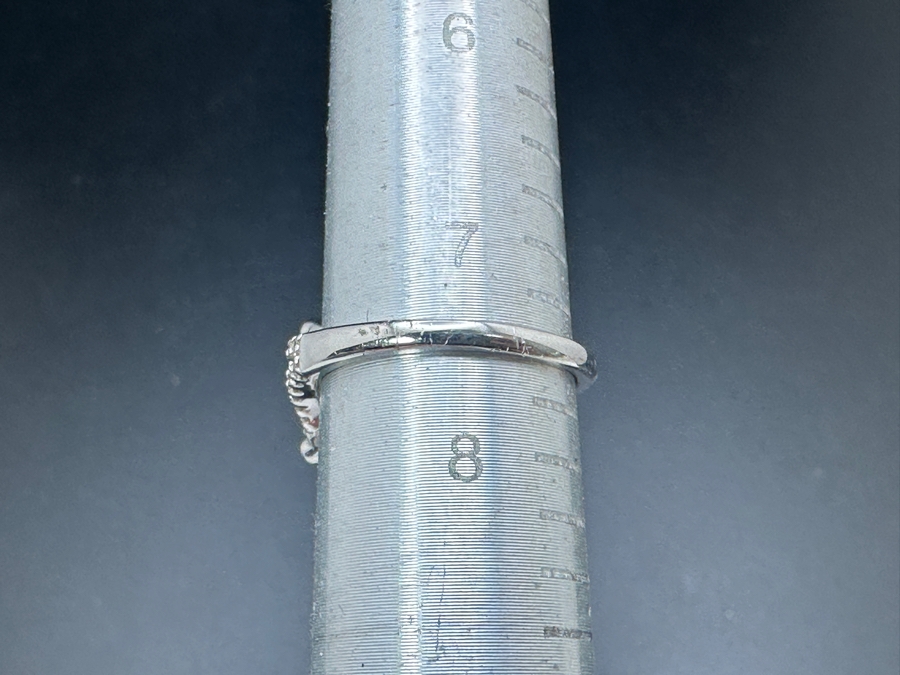 Pair Of Sterling Silver Rings Size 6.75 (L) / Size 7.5 (R) 10.3g [Photo 11]