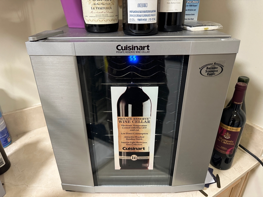 Cuisinart Private Reserve Wine Cellar 16 Bottle Capacity Electronic Temperature Control Low Power Consumption Interior Light Brushed Stainless [Photo 2]