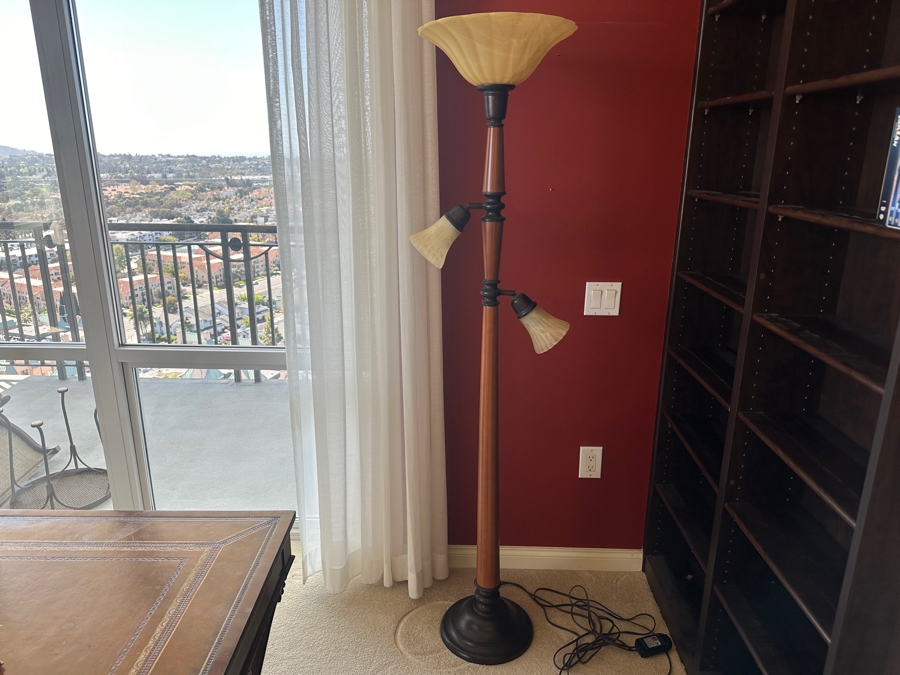 Adjustable Floor Lamp 71.5H [Photo 1]