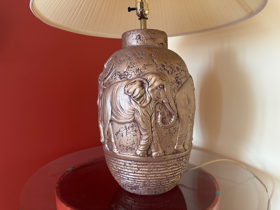 Elephant Motif Table Lamp 28H [Photo 2]