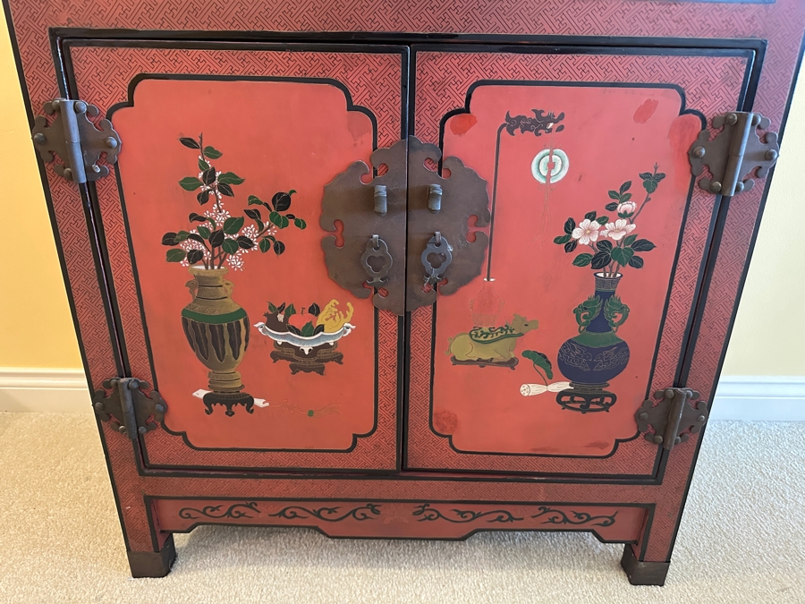 Vintage Chinese Red Lacquer Wooden Hand Painted Alter Cabinet 25W X 12D X 37H [Photo 5]