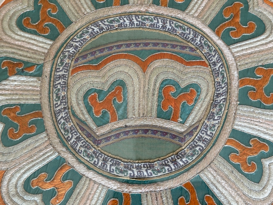 Antique Chinese Framed Circular Silk Embroidery From A Robe 13W Framed 20 X 20 [Photo 7]