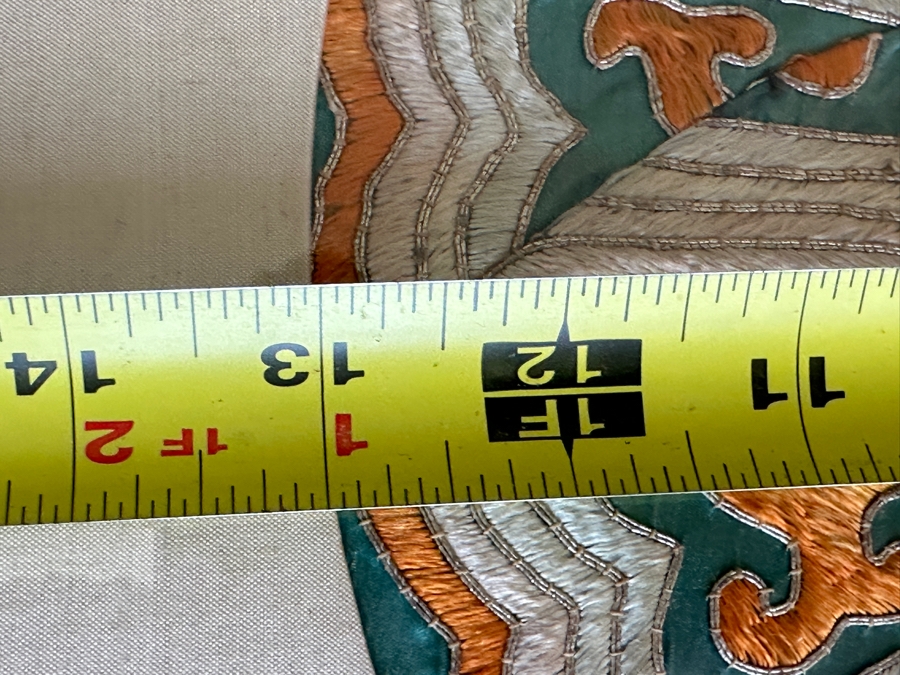 Antique Chinese Framed Circular Silk Embroidery From A Robe 13W Framed 20 X 20 [Photo 10]