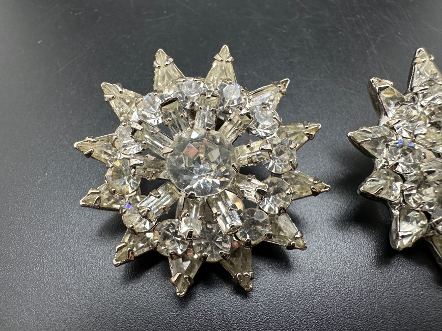 Just Added - Vintage WEISS Clip-On Earrings [Photo 2]