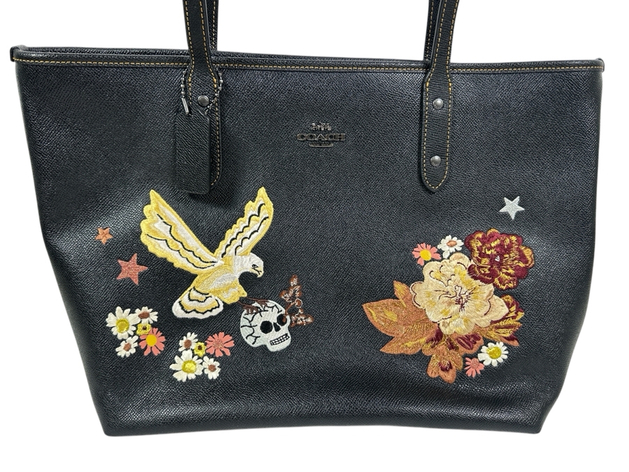 Coach Tote Handbag 16W [Photo 1]