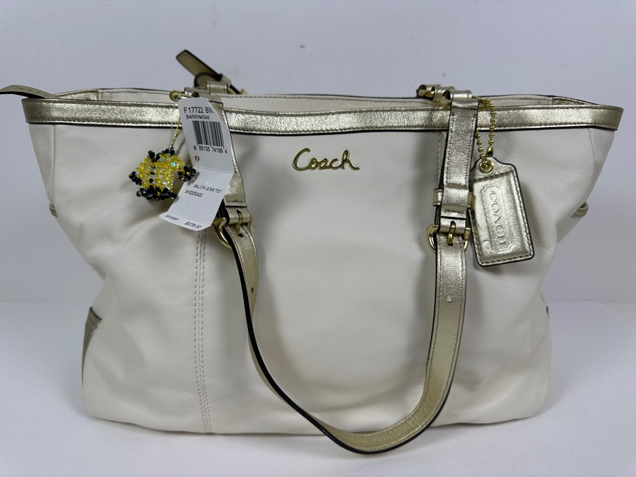 Coach Handbag New With Tags 16W Retails $378 [Photo 2]