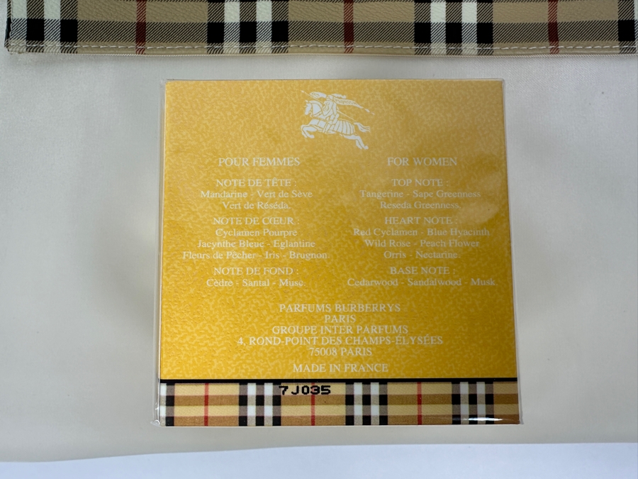 Weekend Burberrys Of London Perfume Spray 50ml And Burberry Perfumes Handbag 18W [Photo 5]