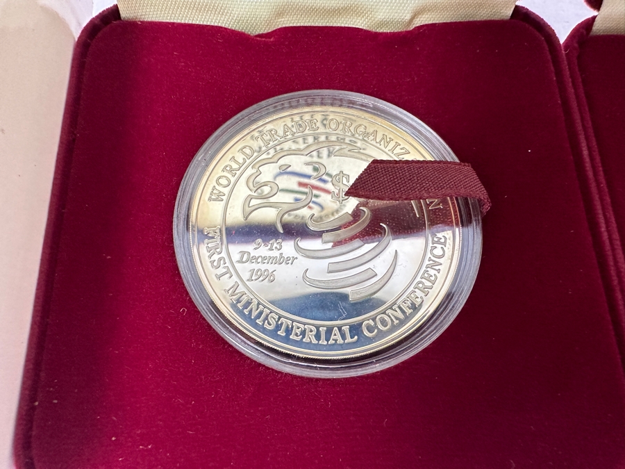 Rare Pair Of 1996 Limited Edition Coins $5 Sterling Silver Proof Coin From The Singapore Mint Limited To 16,800 Coins World Trade Organization First Ministerial Conference 40g Sterling [Photo 4]