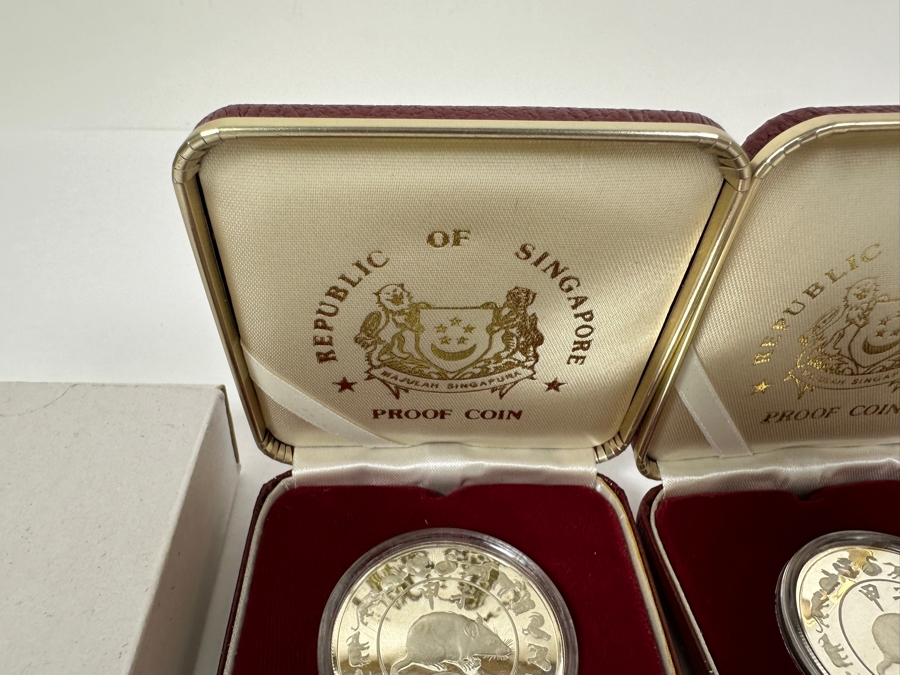 Rare Pair Of Limited Edition 50% Silver 1984 $10 Silver Proof Coins Produced By The Republic Of Singapore Year Of The Rat Limited To 20,000 Pieces Total Weight Of 62.2g [Photo 4]