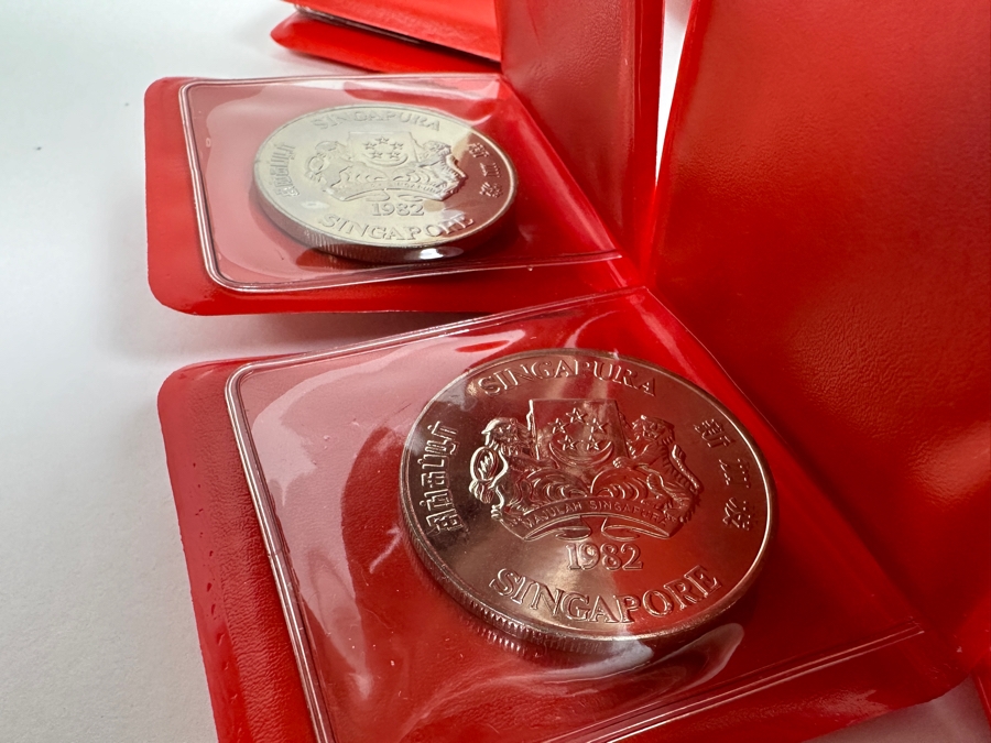 Uncirculated Singapore $10 Dollar Coins: 2 x (1980, 1981, 1982, 1983, 1984, 1985): Total Of 12 Singapore $10 Dollar Coins Composition Nickel 28g Each [Photo 8]