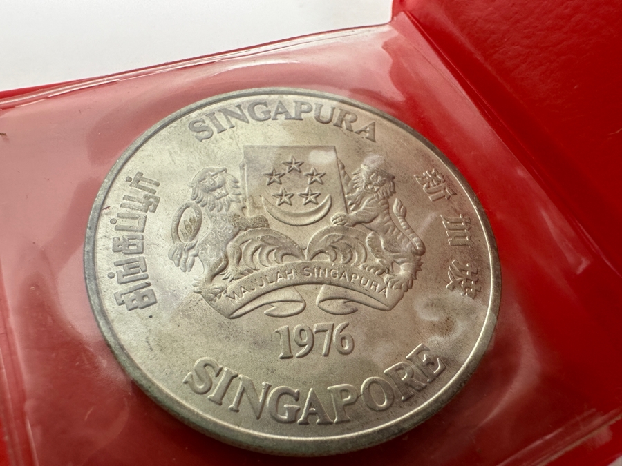 1976 Singapore $10 Dollar Silver Coin Independence .500 Fineness 31.1g [Photo 2]
