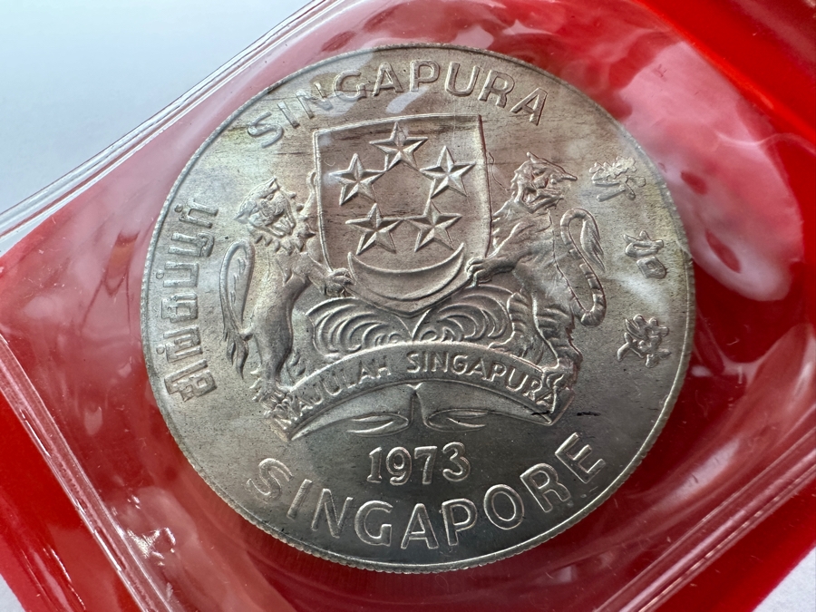 1973 Singapore $10 Dollar Silver Coin Hawk .900 Fineness 31.1g [Photo 1]