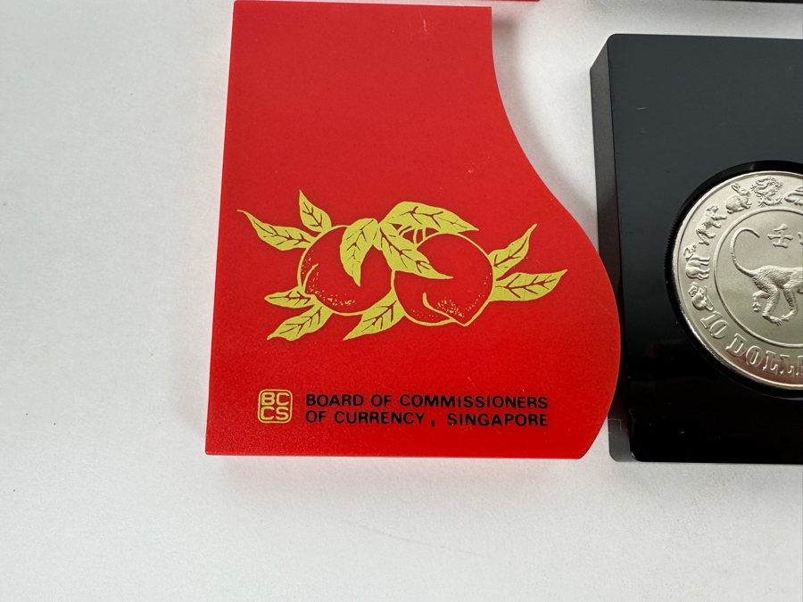 Uncirculated Singapore $10 Coins: 2 X 1991 Year Of The Goat And 2 X 1992 Year Of The Monkey - 4 Coins [Photo 5]