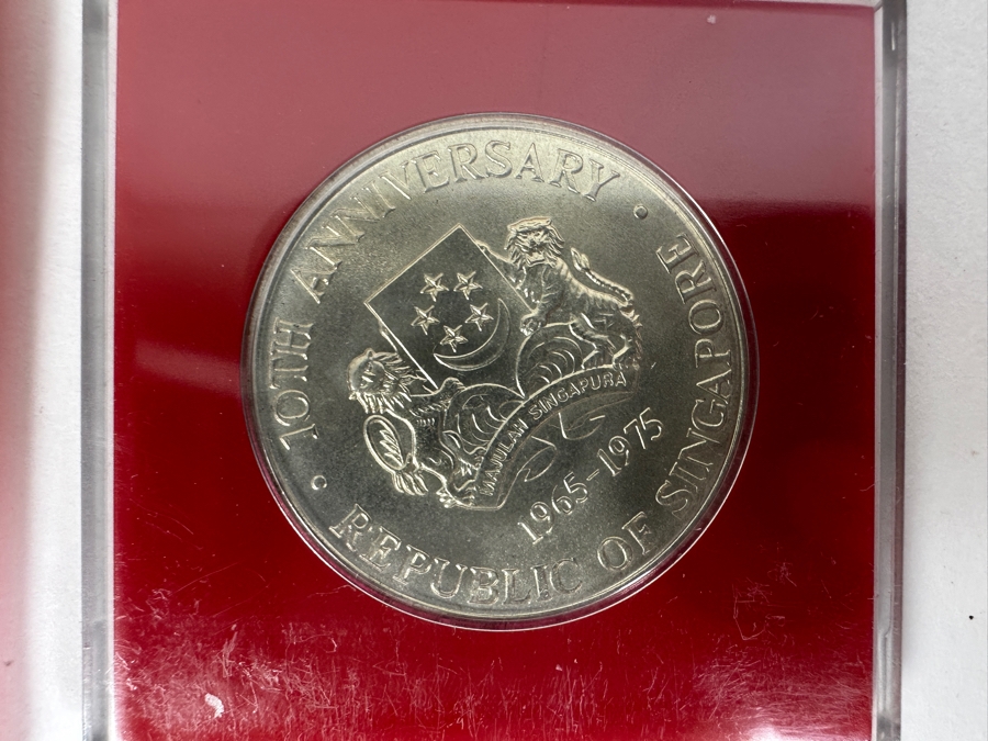 Rare Pair Of 1975 Singapore $10 Dollar Silver Coin Republic Of Singapore 10th Anniversary Of Independence 1965-1975 .500 Fineness 31.1g [Photo 6]